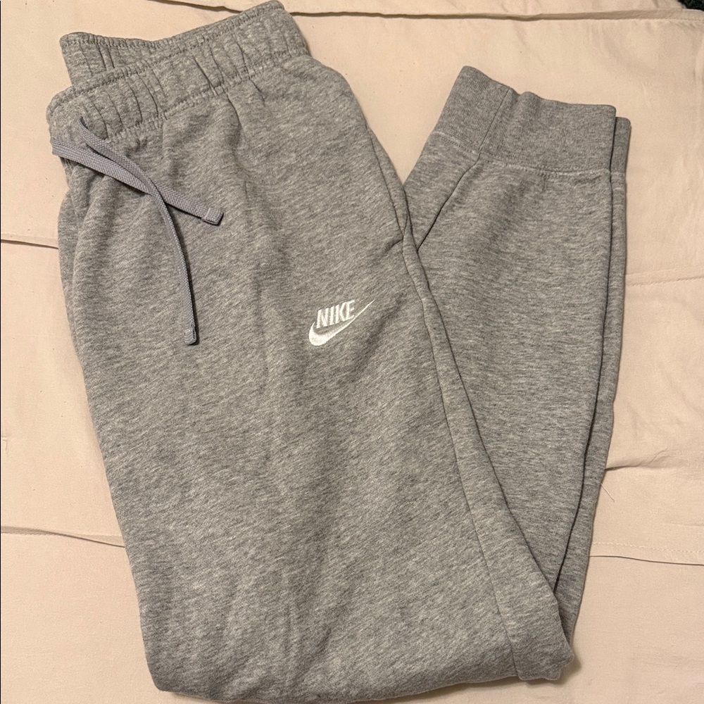Nike Womens Gray Sweatpants